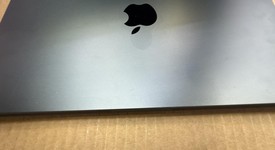 Fair
													MacBook Air 2022 - 13" - Apple M2, Midnight, 256 GB, 8 GB, photo 3 of 9