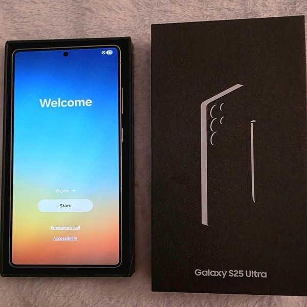 Samsung Galaxy S25 Ultra - Unlocked, 512 GB, Black, 12 GB, SM-S938U1