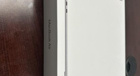 New
													MacBook Air 2025 (M4) - 13" - Apple M4, Silver, 256 GB, 16 GB, photo 1 of 4