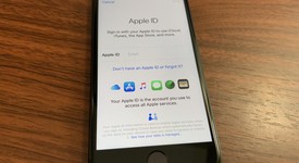 Mint
													Apple iPhone 8 - Other, Gray, 64 GB, A1863, photo 3 of 5