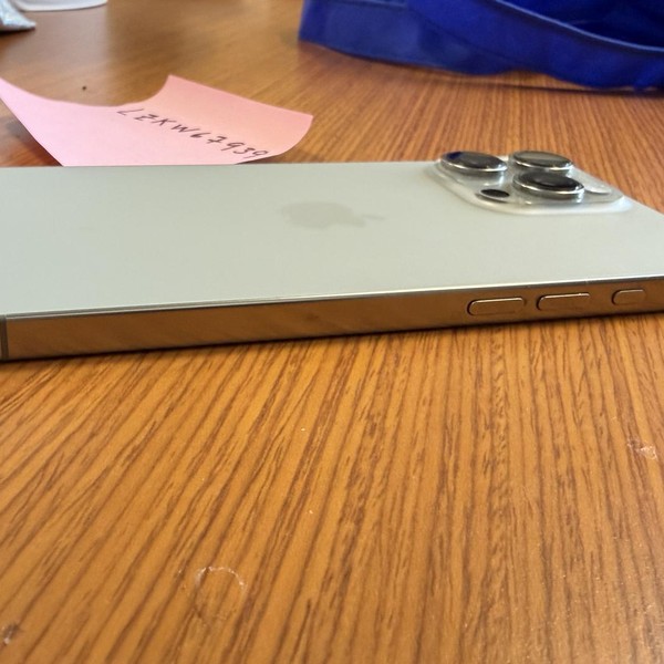 Apple iPhone 16 Pro Max - Unlocked, 512 GB, Natural, A3084