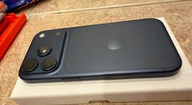 Mint
													Apple iPhone 17 Pro - Unlocked, Deep Blue, 256 GB, A3256, photo 4 of 13