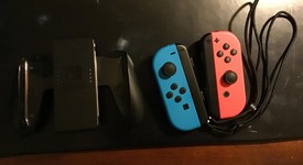Good
													Nintendo Switch - Red & Blue, 32 GB, photo 4 of 35