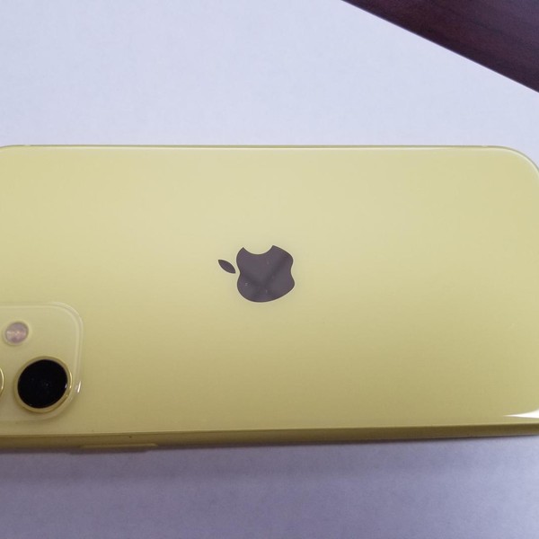 Apple iPhone 11 - Unlocked, 64 GB, Yellow, A2111