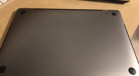 Good
													MacBook Pro 2017 (With Touch Bar) - 13" - I7, Gray, 512 GB, 16 GB, photo 5 of 14