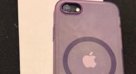 Good
													Apple iPhone SE 3rd Gen 2022 - Unlocked, Midnight, 64 GB, A2595, photo 4 of 9