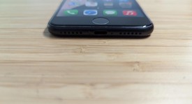 Good
													Apple iPhone SE 3rd Gen 2022 - Unlocked, Midnight, 128 GB, A2595, photo 4 of 16
