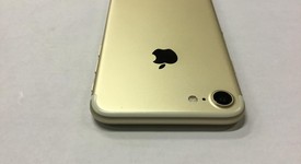 Good
													Apple iPhone 7 - Verizon, Gold, 32 GB, A1660, photo 5 of 10