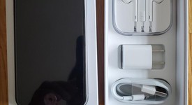 Mint
													Apple iPhone 6S - AT&T, Grey, 32 GB, A1633, photo 2 of 8