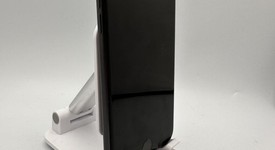 Good
													Apple iPhone SE 2nd Gen 2020 - Unlocked, Black, 64 GB, A2275, photo 2 of 6