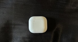 Used
													Apple AirPods 4th Gen - Active Noise Cancellation, photo 5 of 6