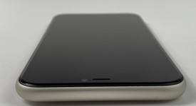 Good
													Apple iPhone 11 - Unlocked, White, 64 GB, A2111, photo 5 of 7