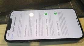 Good
													Apple iPhone 14 - Xfinity, Midnight, 128 GB, A2649, photo 4 of 5