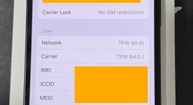 Mint
													Apple iPhone 13 - Unlocked, Midnight, 128 GB, A2482, photo 3 of 9