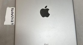 Good
													Apple iPad Pro 10.5" - Unlocked, Gray, 64 GB, photo 4 of 13