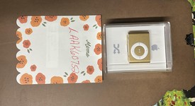 New
													iPod Shuffle 2nd Gen - Silver, 1 GB, A1204, photo 1 of 5