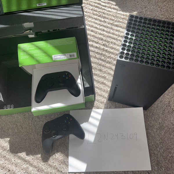 Xbox Series X (2020) - Black, 1 TB, standard