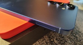 Good
													Samsung Galaxy S25 Plus - Unlocked, Navy Blue, 256 GB, 12 GB, SM-S936U1, photo 3 of 10