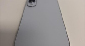 Good
													Samsung Galaxy S25 Edge - Unlocked, Icy Blue, 256 GB, 12 GB, SM-S937U1, photo 4 of 8