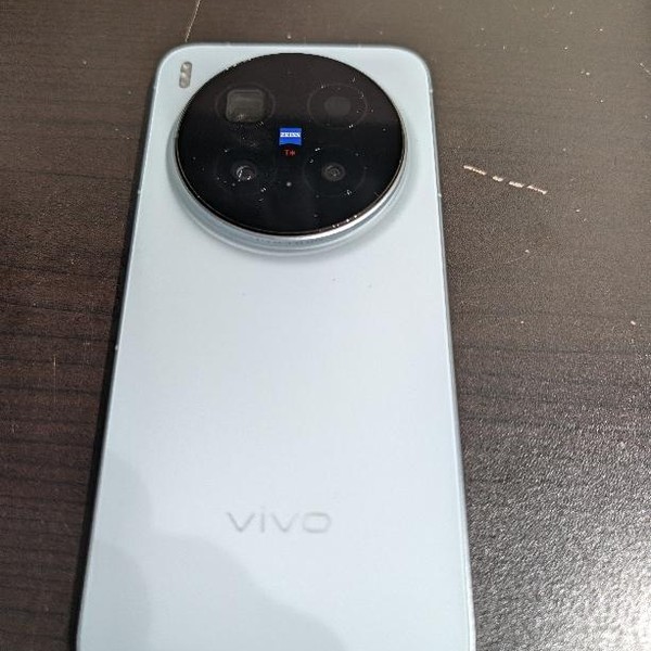 Vivo X300 Pro - Unlocked Non-US, 512 GB, Mist Blue, 16 GB
