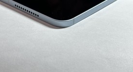 Mint
													Apple iPad Air 11" (M3) 2025 - Unlocked, Blue, 128 GB, A3267, photo 5 of 6