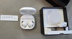 Used
													Samsung Galaxy Buds2 Pro - White, SM-R510, photo 2 of 5