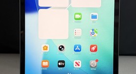 Good
													Apple iPad 8th Gen - Wi-Fi, Gray, 32 GB, A2270, photo 1 of 9