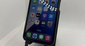 Mint
													Apple iPhone Xr - Unlocked, Black, 64 GB, A1984, photo 1 of 8