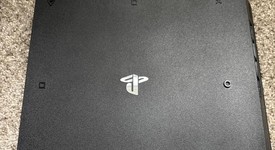 Mint
													PlayStation 4 Slim - Black, 1 TB, photo 4 of 10