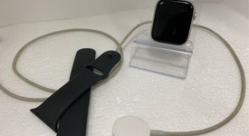 Fair
													Apple Watch Series 8 45mm - Unlocked, Silver, A2774 - Cellular, Aluminum, photo 2 of 7