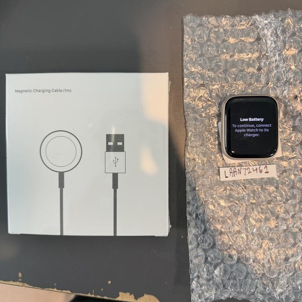 Apple Watch SE 3rd Gen 44mm - Starlight, A3325 - GPS