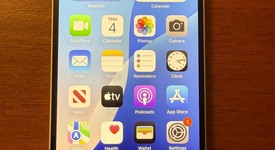 Good
													Apple iPhone 12 - Unlocked, White, 64 GB, A2172, photo 4 of 12