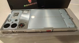 Mint
													REDMAGIC 10 Pro - Unlocked, Moonlight, 512 GB, 16 GB, photo 3 of 15