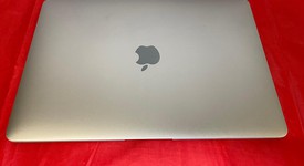 Good
													MacBook Air 2018 - 13" - I5, Gray, 256 GB, 16 GB, photo 5 of 8
