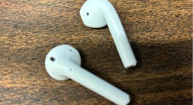 Used
													Apple AirPods 2nd Gen - Wireless Case, photo 2 of 7