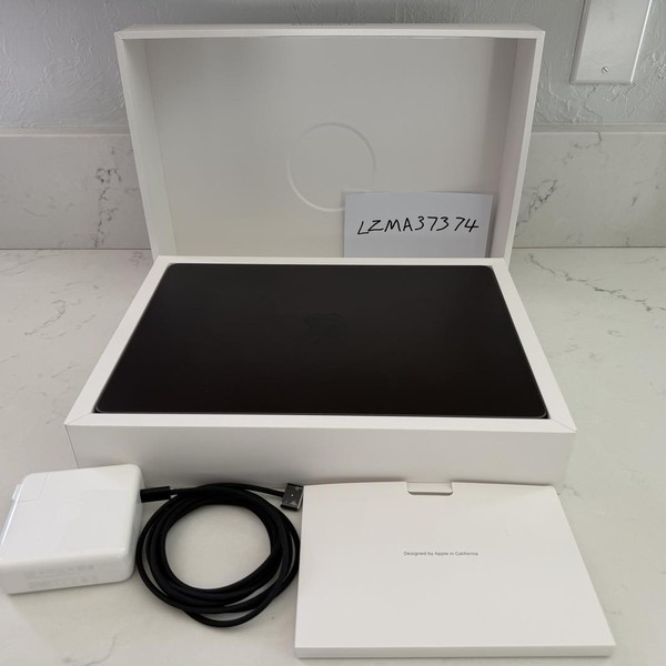 MacBook Pro 2024 - 14 inch - 1 TB, Space Black, 24 GB, Apple M4 Pro 14-core