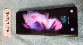 Good
													Samsung Galaxy Z Fold3 5G - T-Mobile, Green, 256 GB, 12 GB, SM-F926U, photo 4 of 6