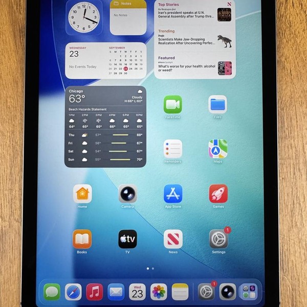Apple iPad Air (4th Gen) - Unlocked, 64 GB, Gray, A2324