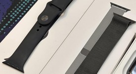 Mint
													Apple Watch Series 10 46mm - Unlocked, Slate, A3003 - Cellular, Titanium, photo 5 of 7
