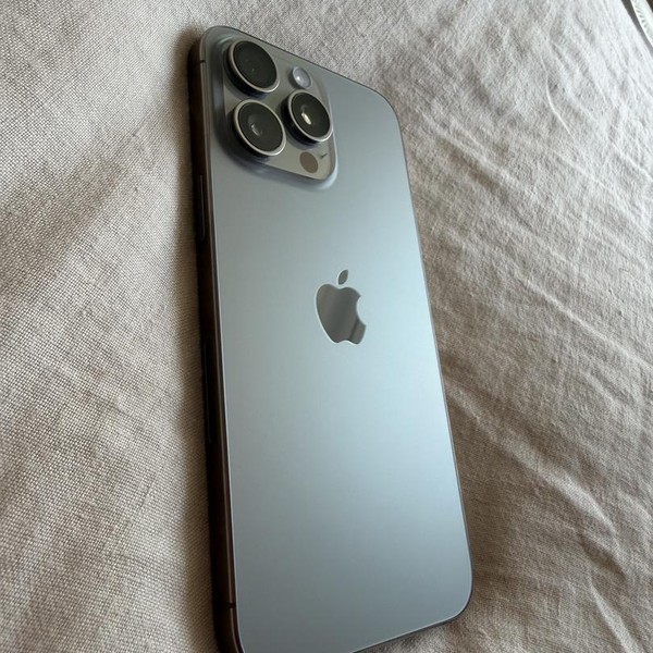 Apple iPhone 15 Pro Max - Unlocked, 256 GB, Natural, A2849