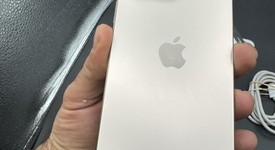 Fair
													Apple iPhone 16 Pro Max - Unlocked, Desert, 512 GB, A3084, photo 5 of 10