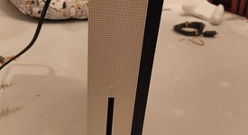 Good
													Xbox One S (2016) - White, 500 GB, photo 3 of 5