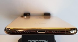 Good
													Apple iPhone Xs Max - Unlocked, Gold, 256 GB, A1921, photo 6 of 6