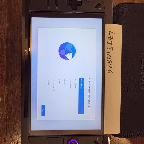 Lenovo Legion Go - 2 TB, Black, 16 GB, AMD Ryzen Z1 Extreme