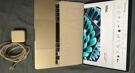 Mint
													MacBook Air 2025 (M4) - 13" - Apple M4, Silver, 256 GB, 16 GB, photo 2 of 14