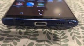 Good
													Samsung Galaxy Note 9 - Unlocked, Blue, 128 GB, 6 GB, SM-N960U1, photo 3 of 4