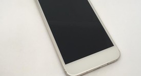 Good
													Google Pixel - Unlocked, Silver, 32 GB, 4 GB, Google Edition, photo 3 of 10