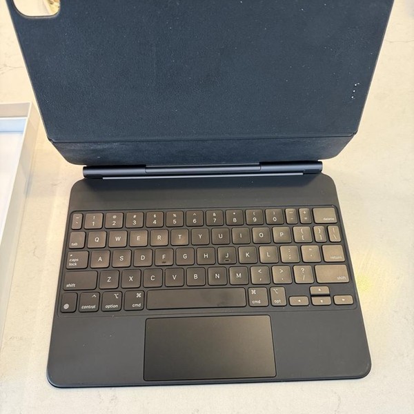 Apple Magic Keyboard for iPad Pro - Black