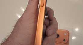 Mint
													Apple iPhone 17 Pro - AT&T, Cosmic Orange, 256 GB, A3256, photo 5 of 10