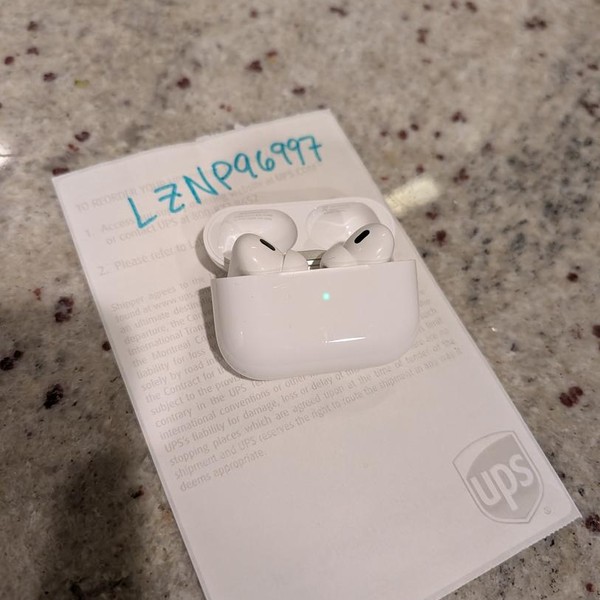 Apple AirPods Pro 2 - USB-C